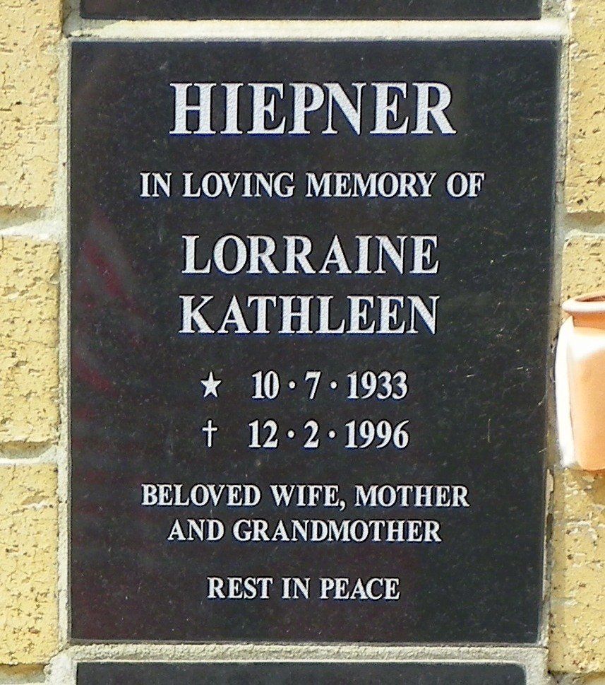 HIEPNER Lorraine Kathleen 1933-1996