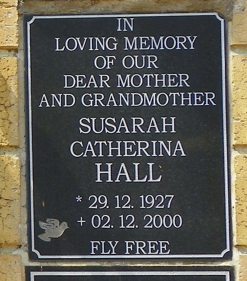 HALL Susarah Catherina 1927-2000