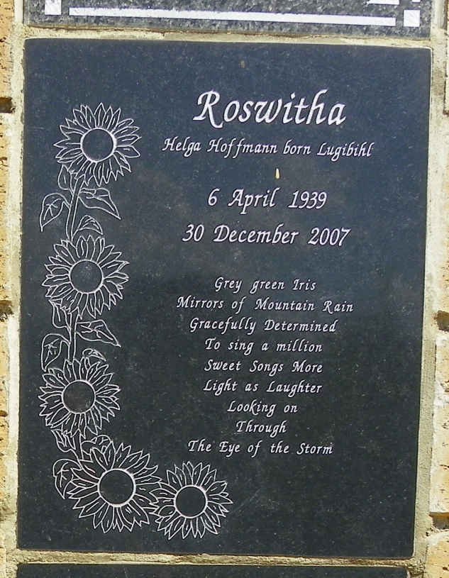 HOFFMAN Helga nee LUGIBIHL 1939-2007