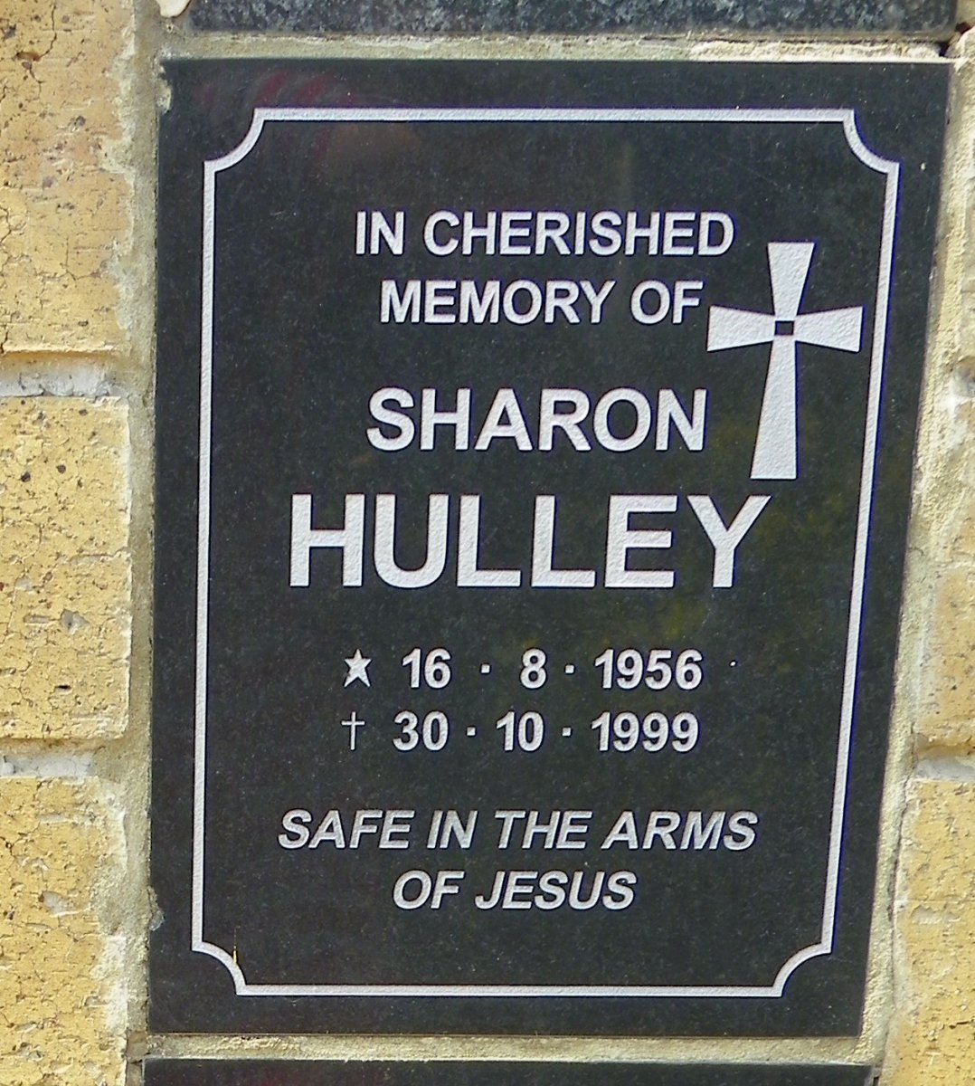 HULLEY Sharon 1956-1999