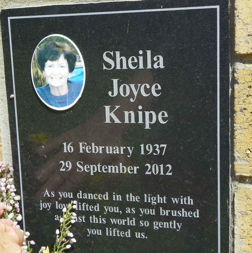 KNIPE Sheila Joyce 1937-2012
