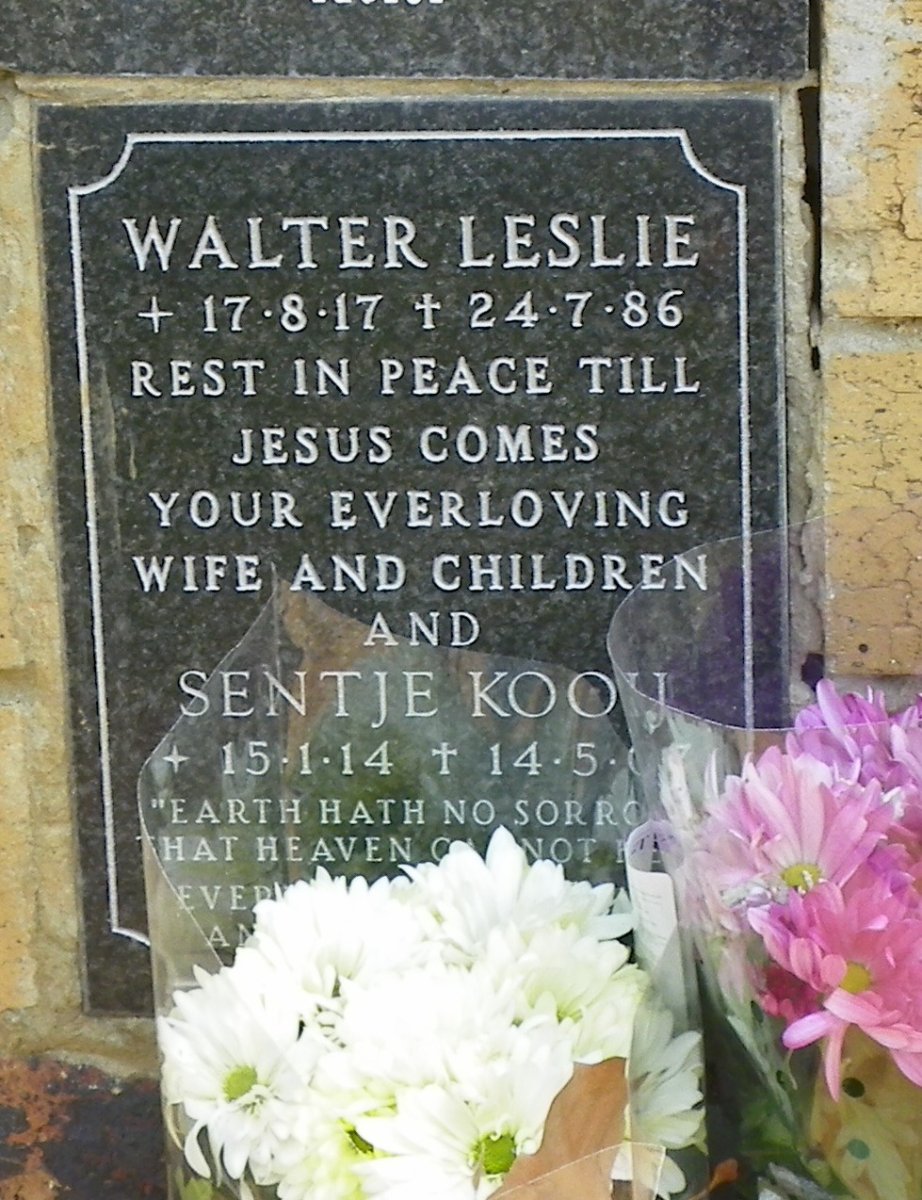 LESLIE Walter 1917-1986 &amp; Sentje Kooij 1914-200?