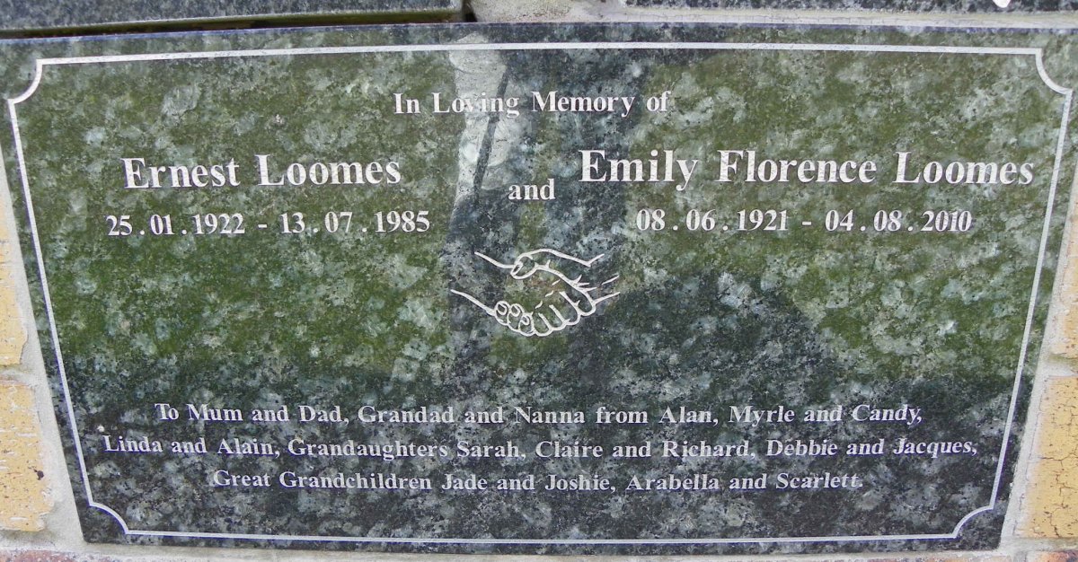 LOOMES Ernest 1922-1985 &amp; Emily Florence 1921-2010