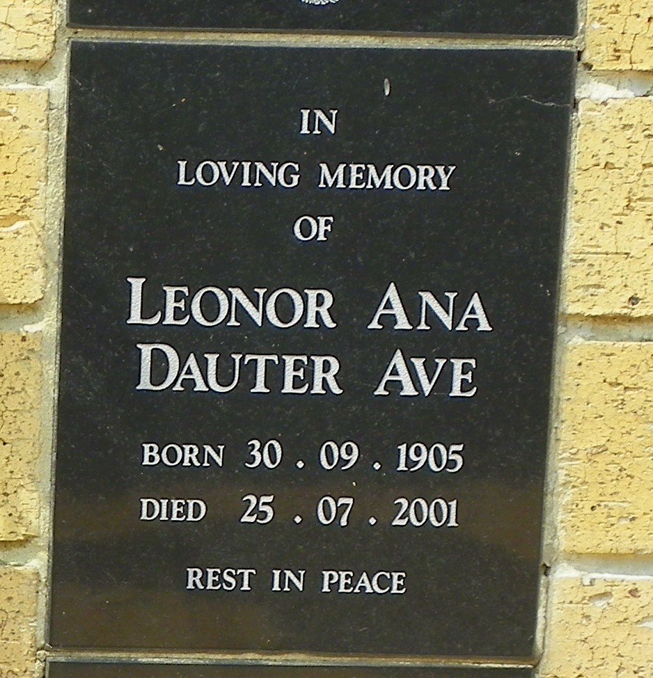 LEONOR Ana Dauter Ave 1905-2001