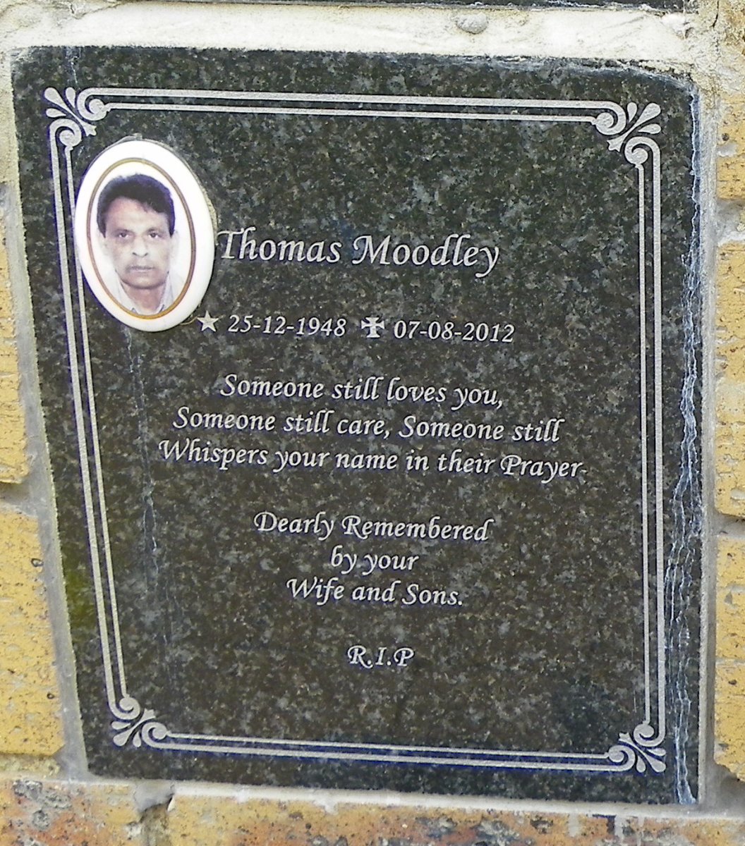 MOODLEY Thomas 1948-2012