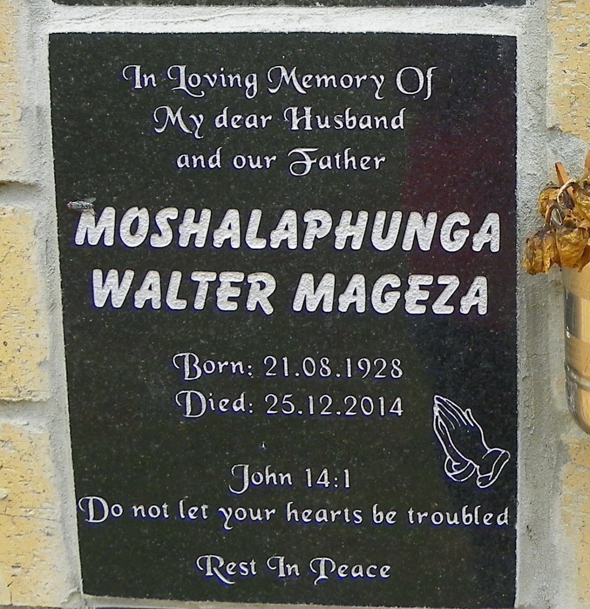 MOSHALAPHUNGA Walter Mageza 1928-2014