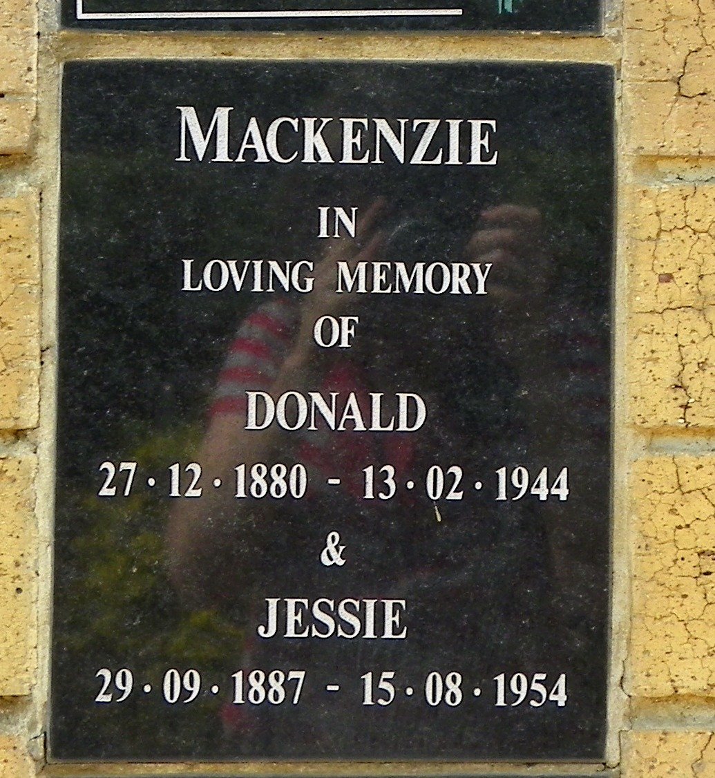 MACKENZIE Donald 1880-1944 &amp; Jessie 1887-1954