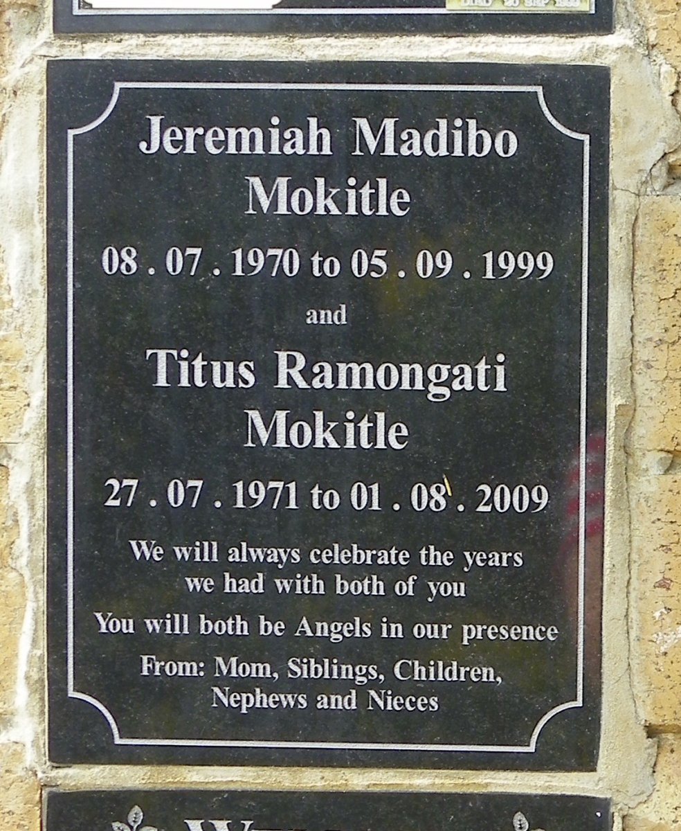 MOKITLE Jeremiah Madibo 1970-1999 :: MOKITLE Titus Ramongati 1971-2009