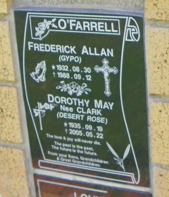 O'FARRELL Frederick Allan 1932-1988 &amp; Dorothy May CLARK 1935-2005