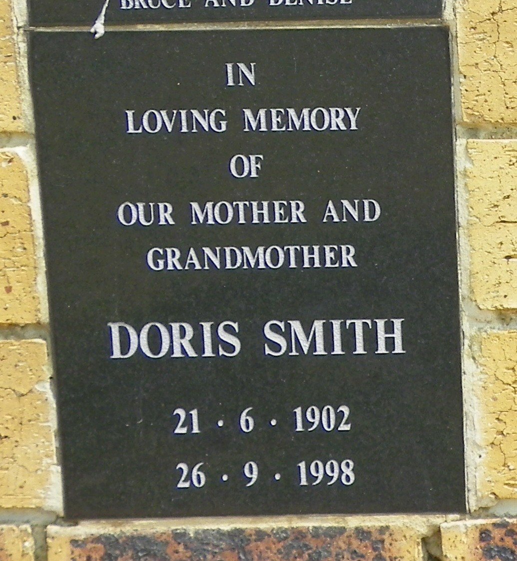 SMITH Doris 1902-1998