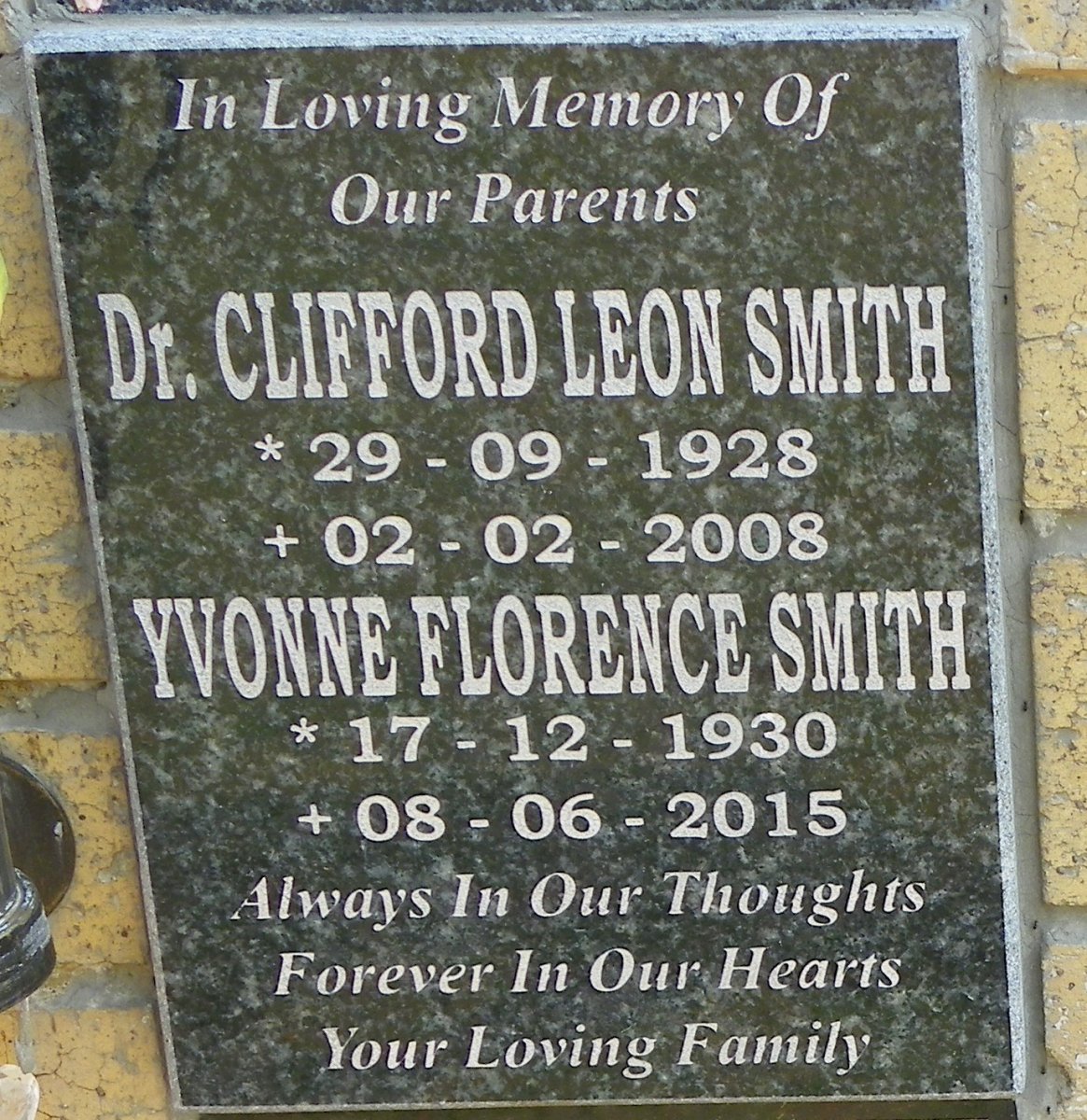 SMITH Clifford Leon 1928-2008 &amp; Yvonne Florence 1930-2015