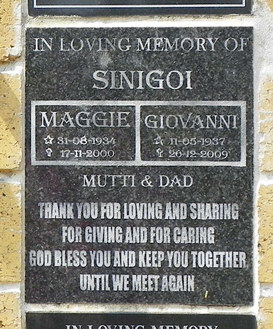 SINIGOI Giovanni 1937-2009 &amp; Maggie 1934-2000