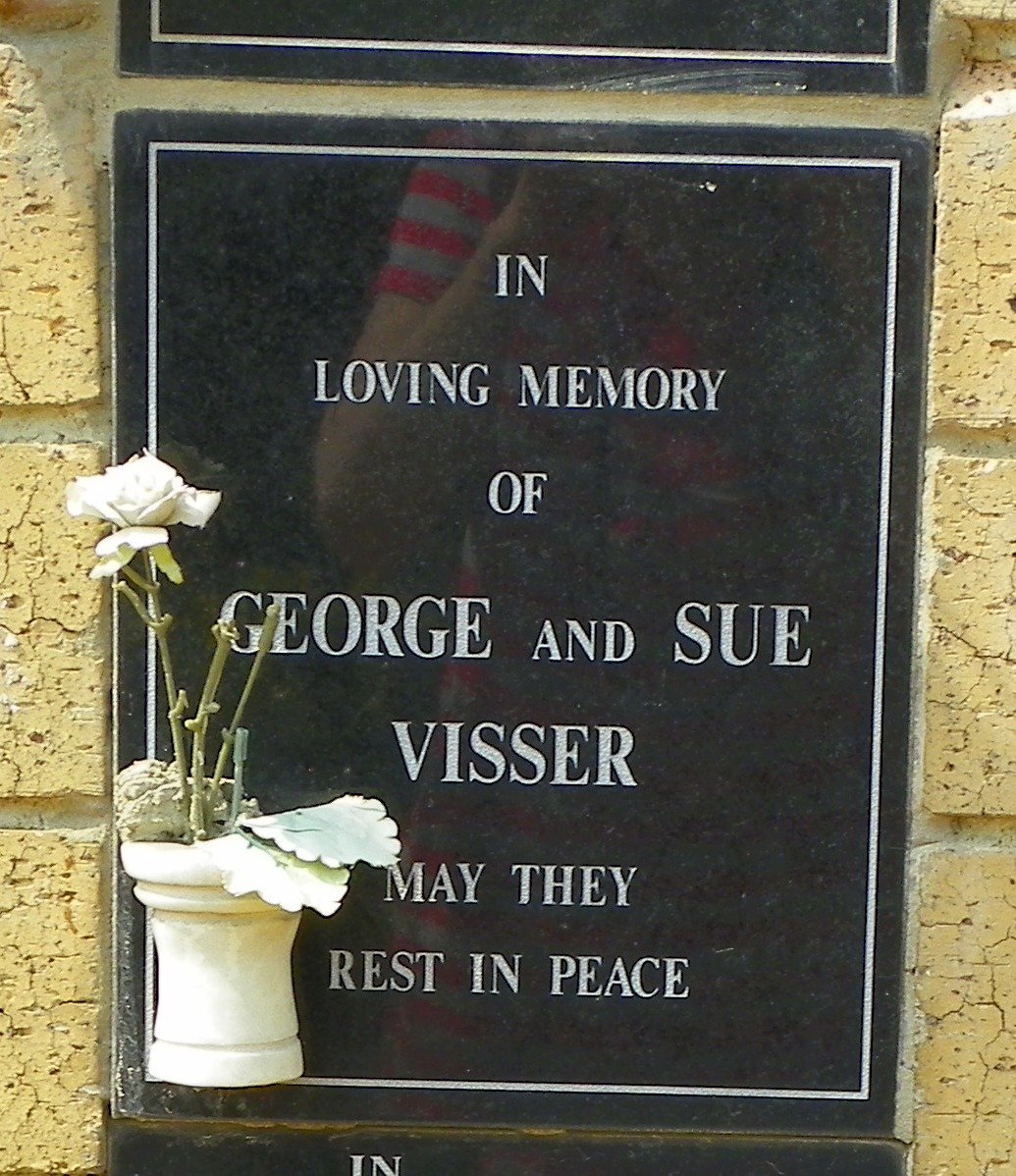 VISSER George &amp; Sue