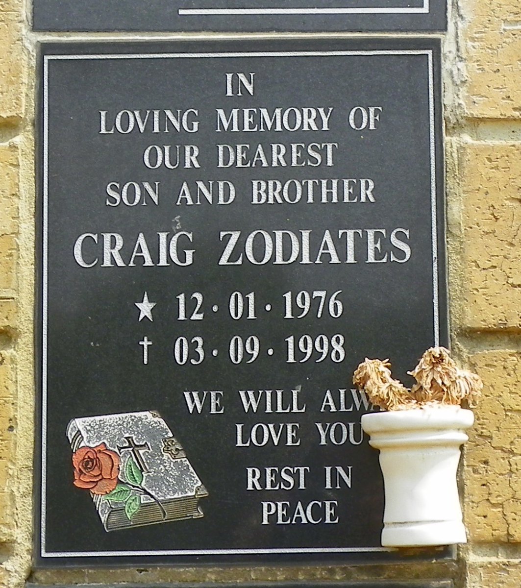 ZODIATES Craig 1976-1998