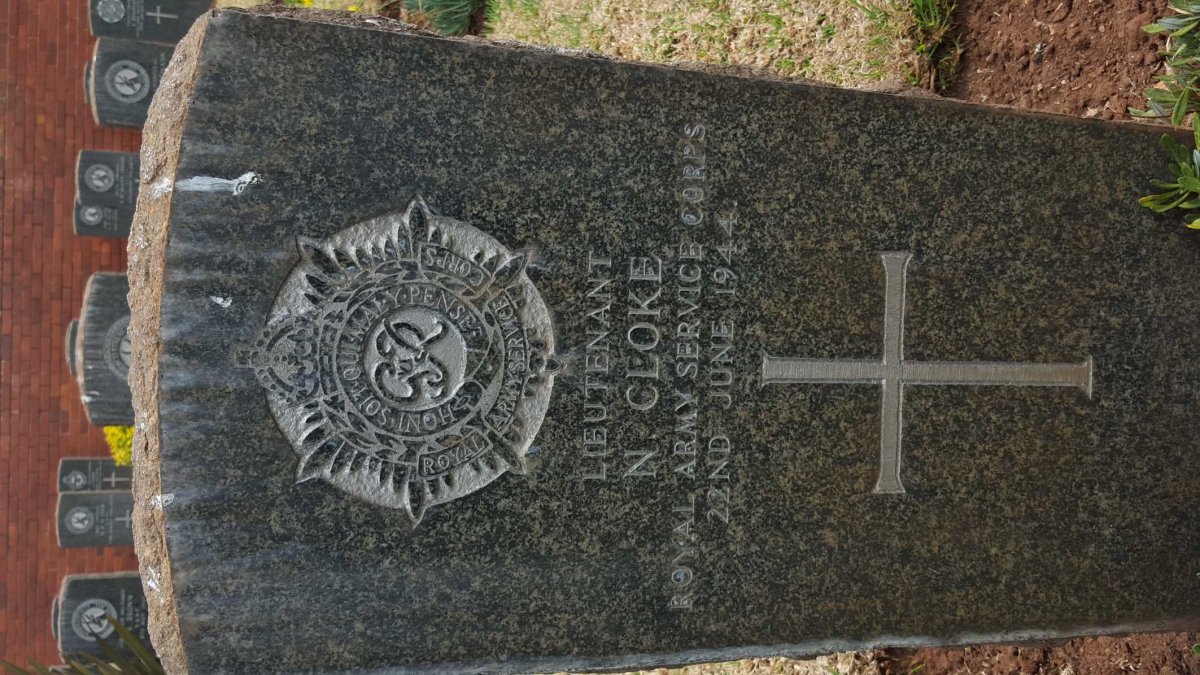 CLOKE N. -1944