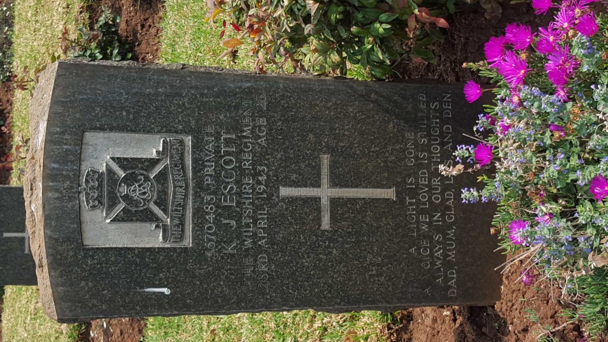 ESCOTT K.J. -1943