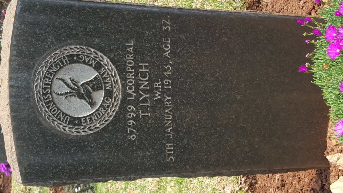 LYNCH T. -1943