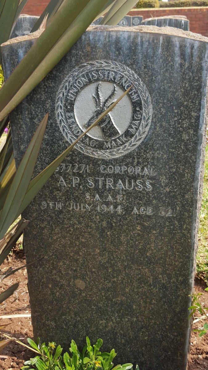 STRAUSS A.P. -1944