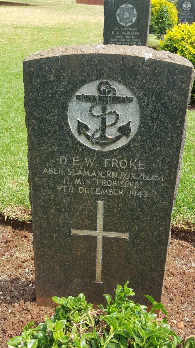 TROKE D.E.W -1943
