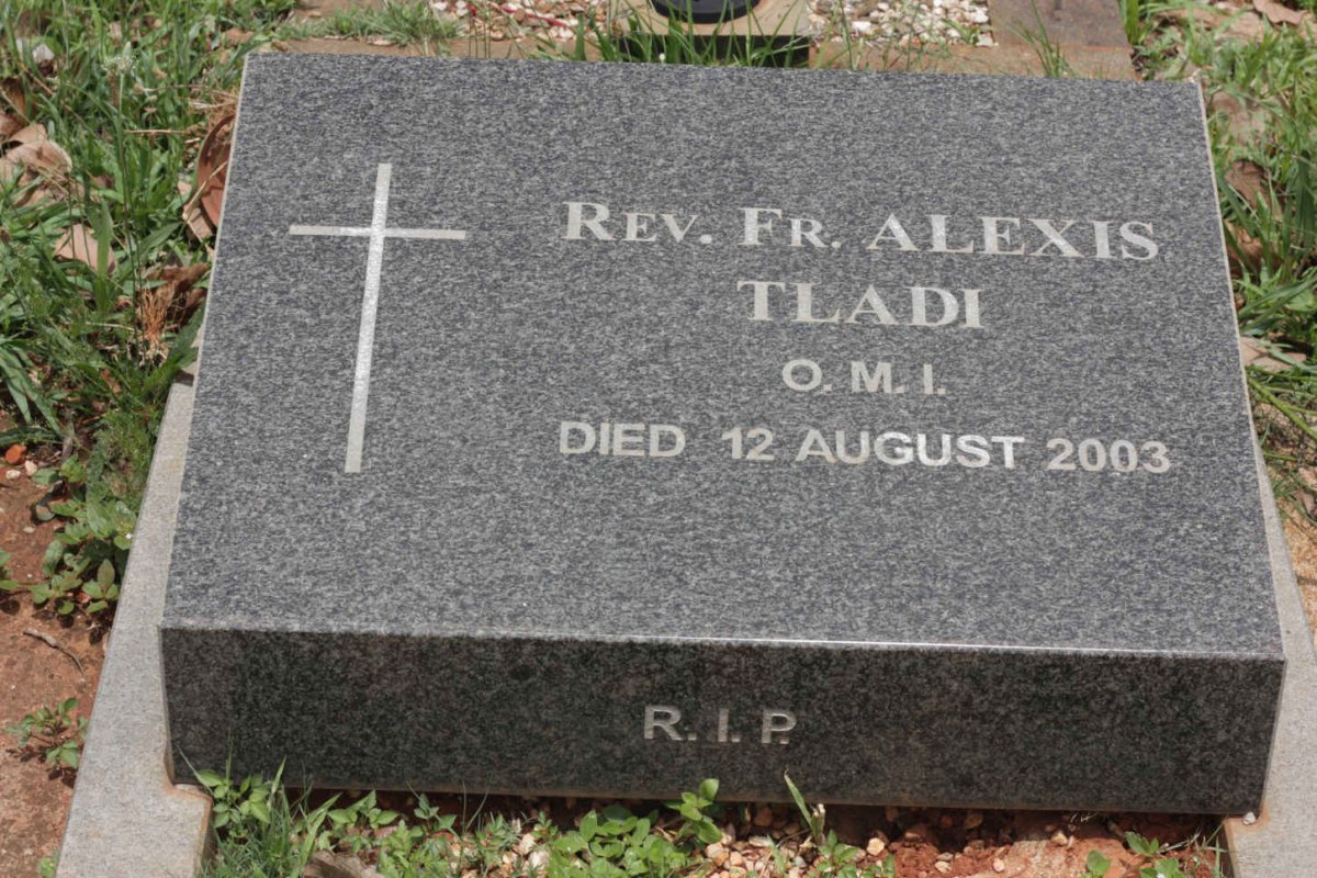 TLADI Alexis -2003