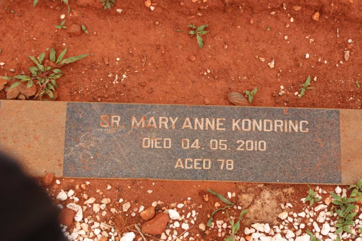 KONDRING Mary Anne -2010