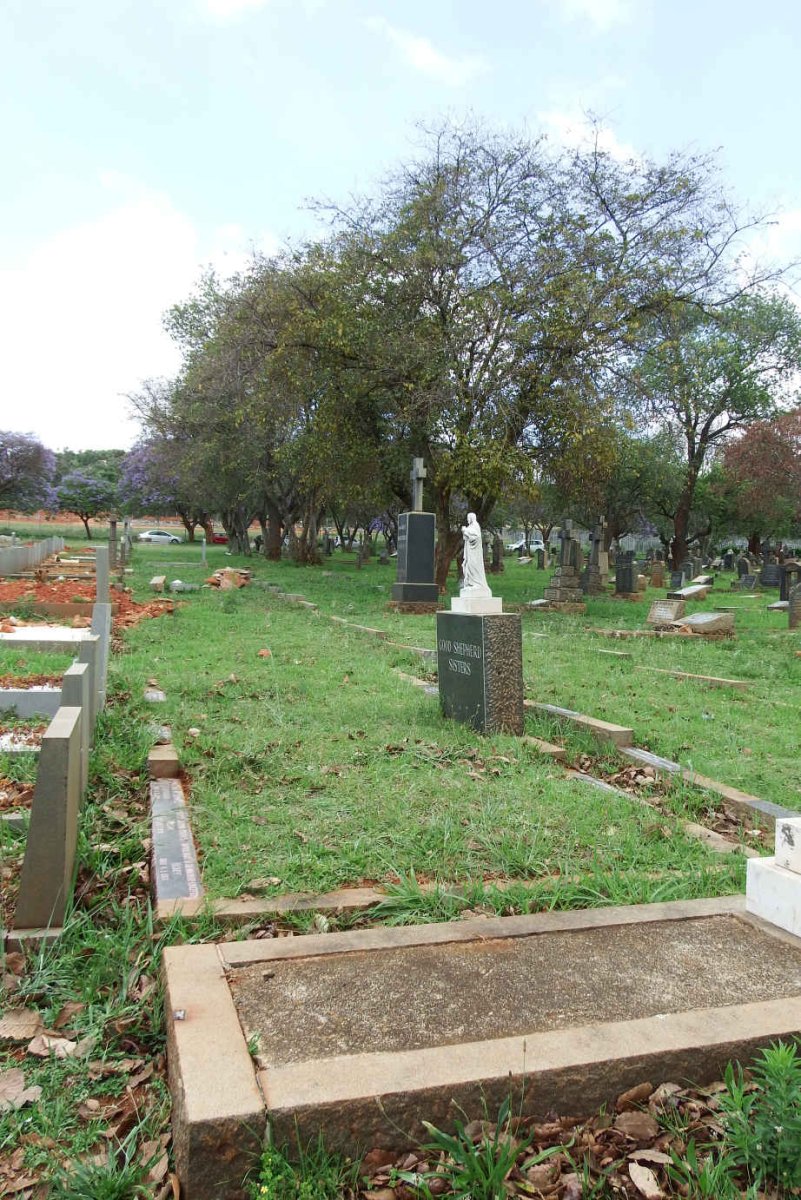 2. Overview / Oorsig Good Shepherd Sisters Cemetery