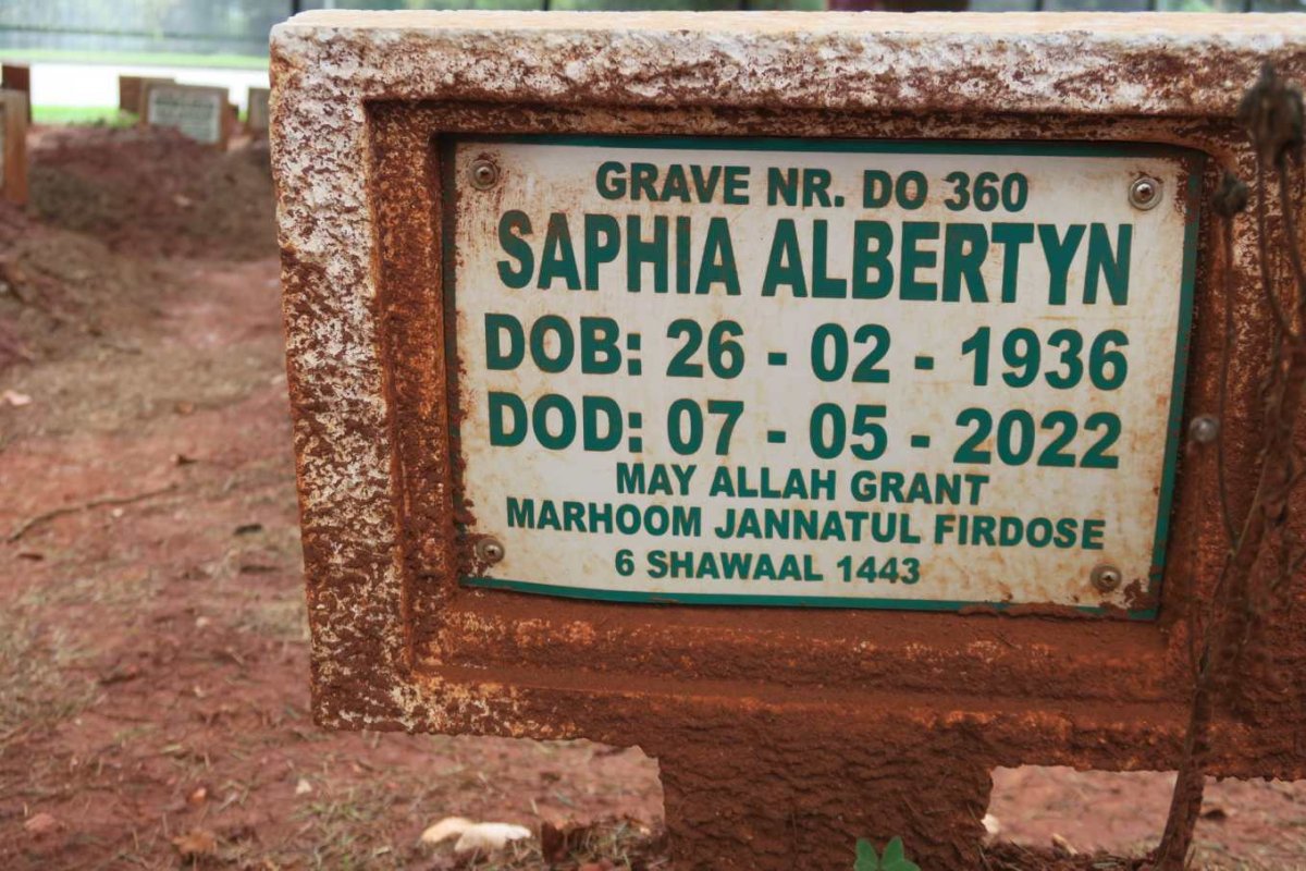 ALBERTYN Saphia 1936-2022