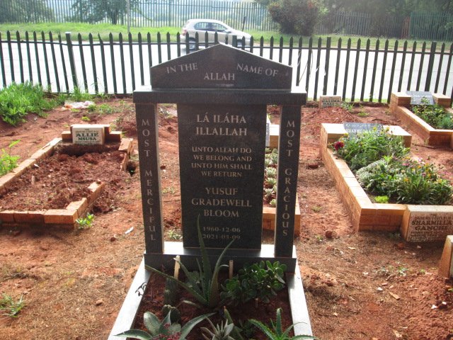 BLOOM Yusuf Gradewell 1960-2021