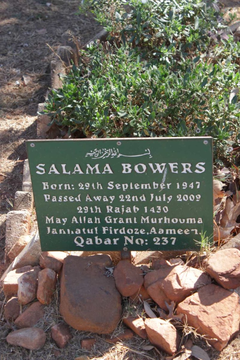 BOWERS Salama 1947-2009
