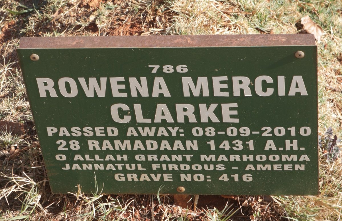 CLARKE Rowena Mercia -2010
