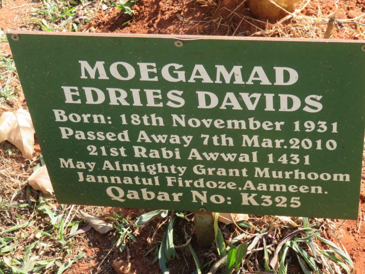DAVIDS Moegamad Edries 1931-2010