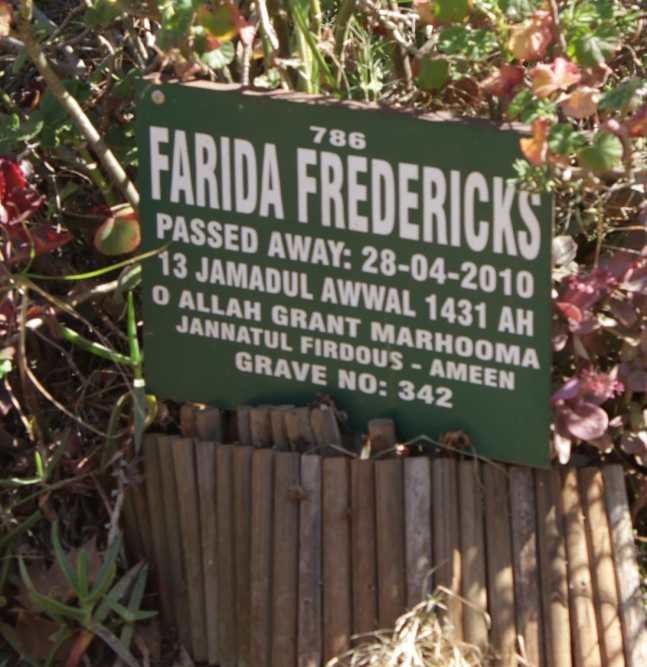 FREDERICKS Farida -2010