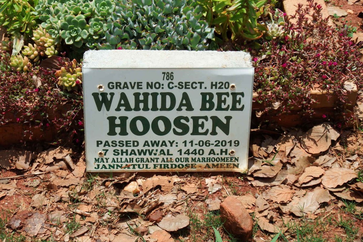 HOOSEN Wahida Bee -2019