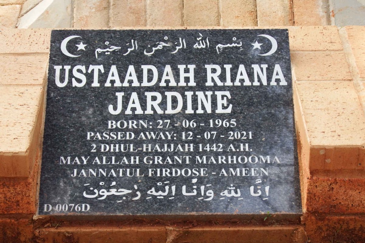 JARDINE Ustaadah Riana 1965-2021