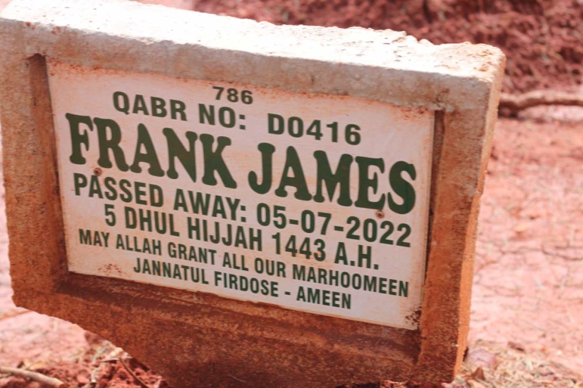 JAMES Frank -2022