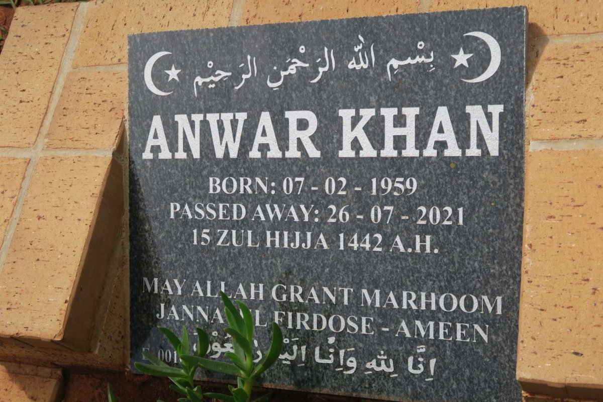 KHAN Anwar 1959-2021