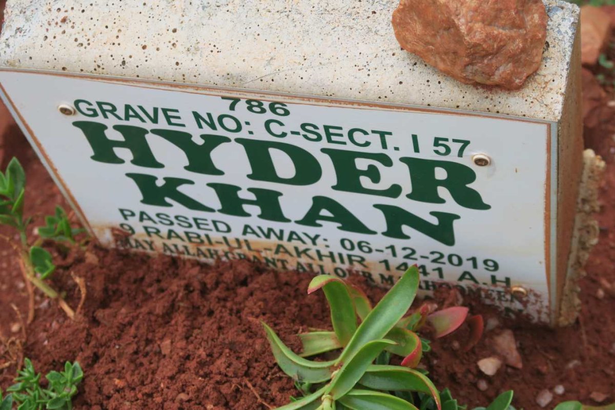 KHAN Hyder -2019