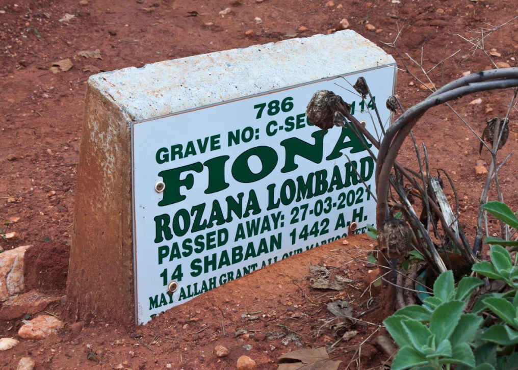 LOMBARD Fiona Rozana -2021