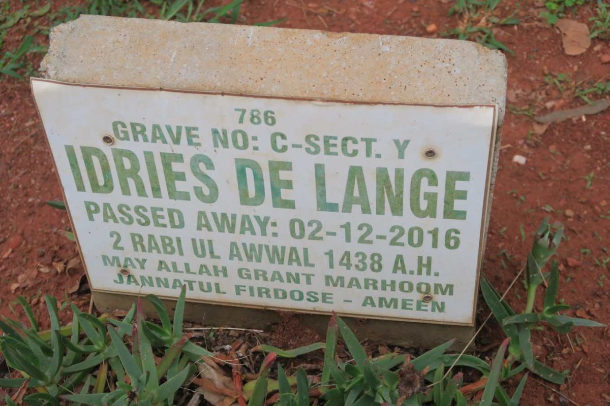 LANGE Idries, de -2016