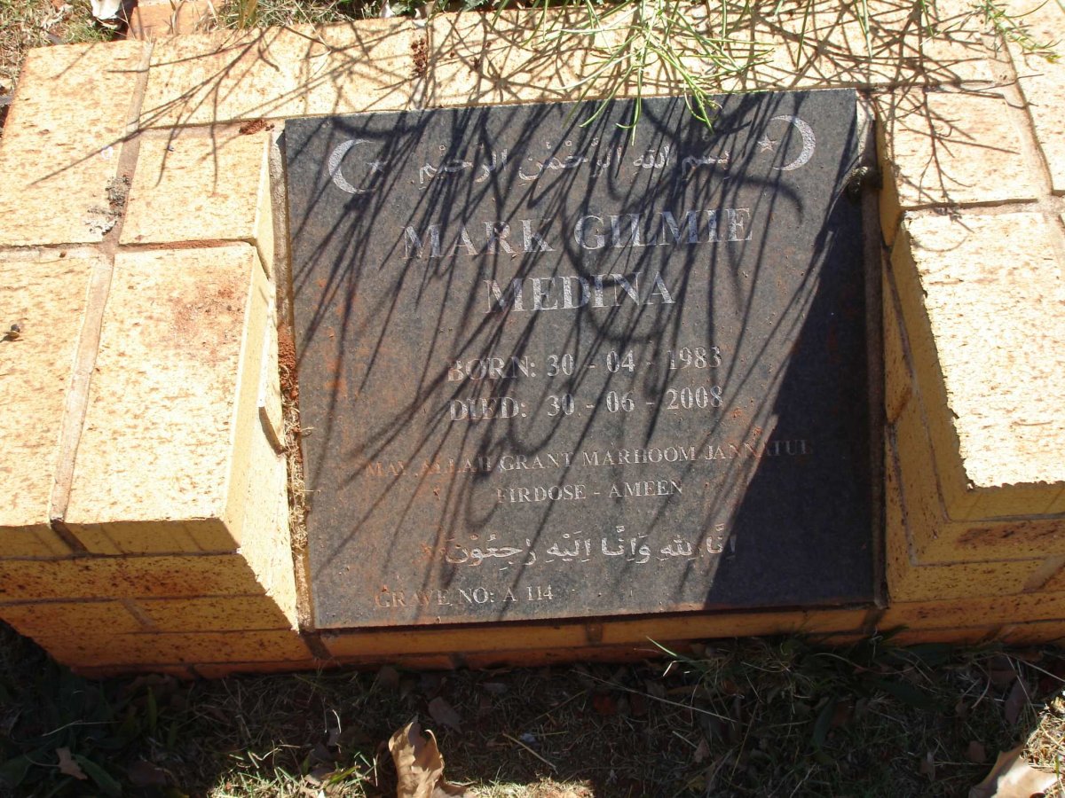 MEDINA Mark Gilmie 1983-2008