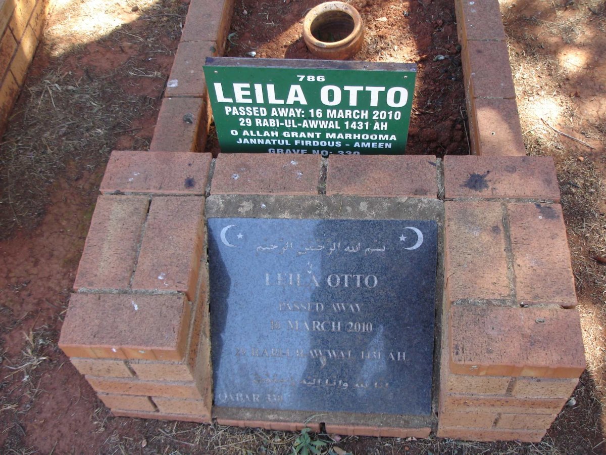 OTTO Leila -2010