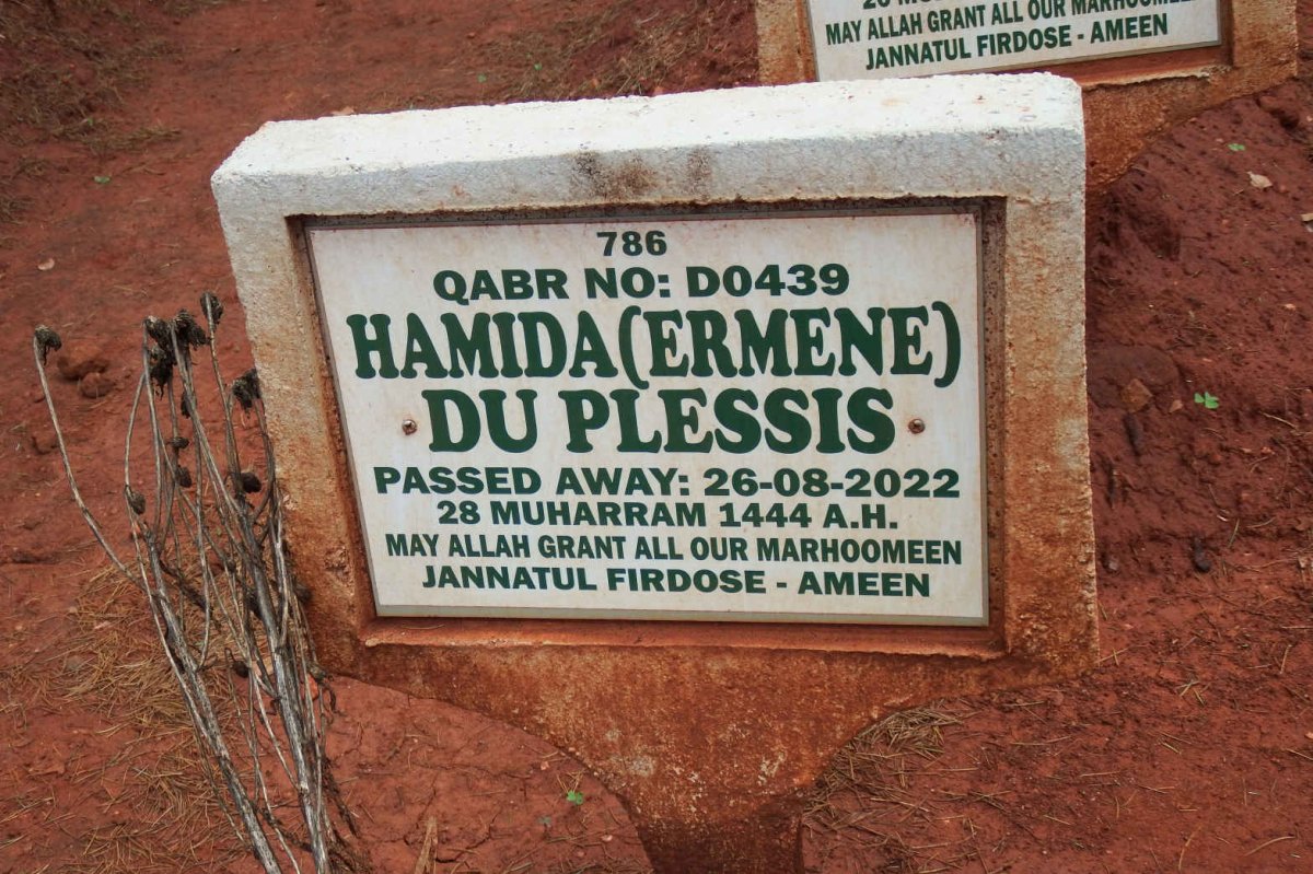 PLESSIS Hamida Ermene, du -2022