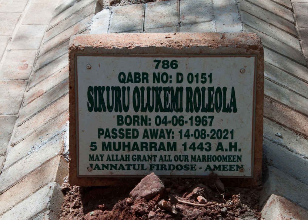 ROLEOLA Sikuru Olukemi 1967-2021