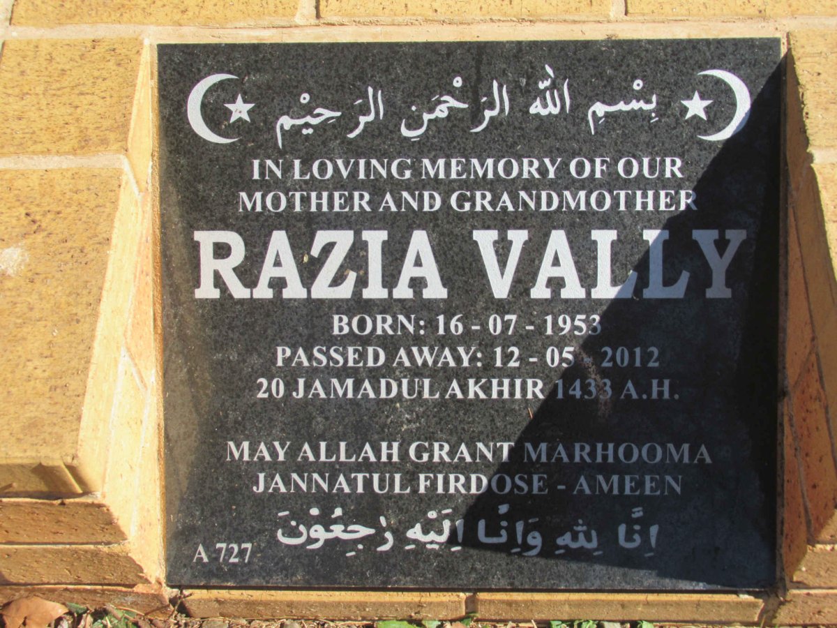VALLY Razia 1953-2012