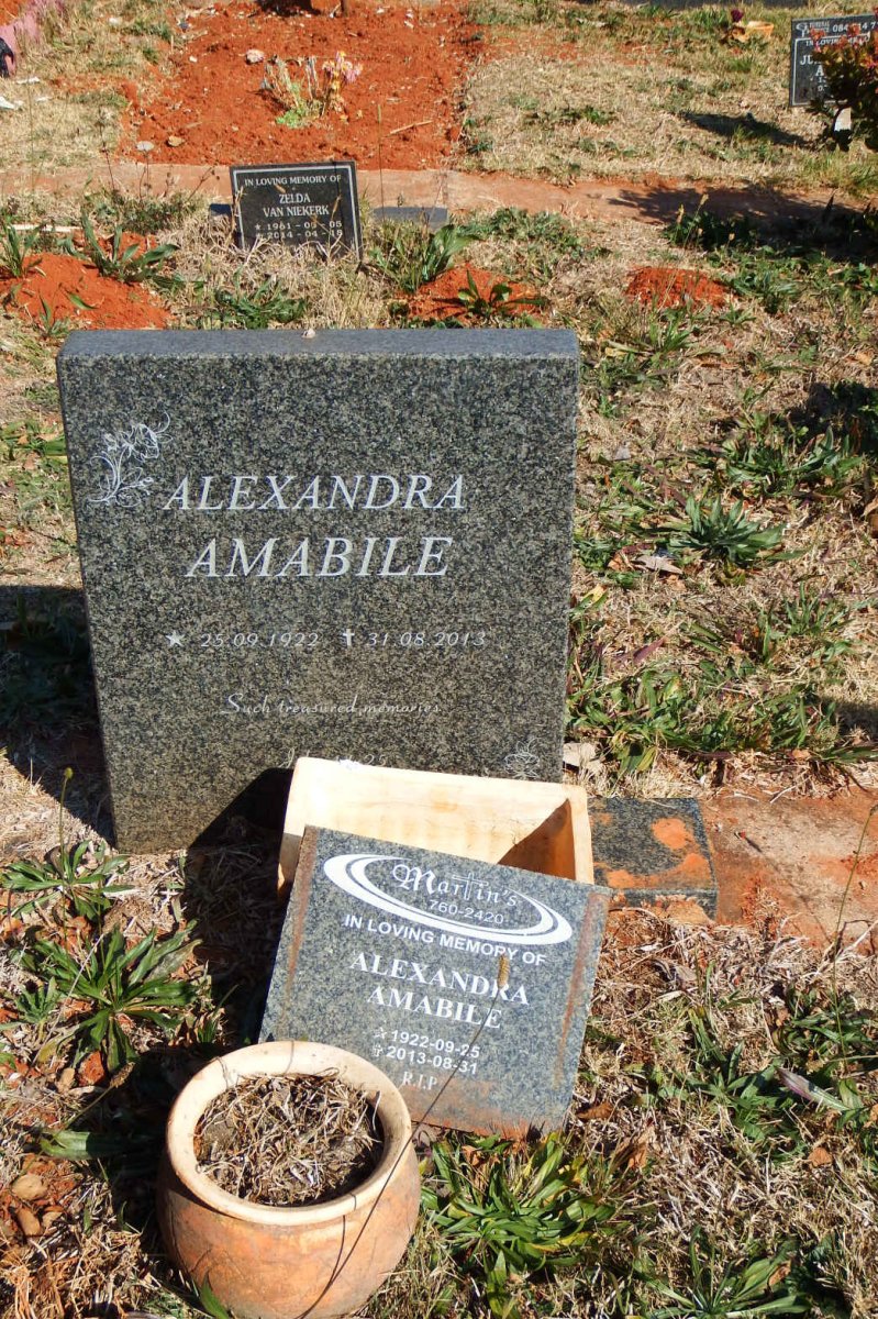 AMABILE Alexandra 1922-2013