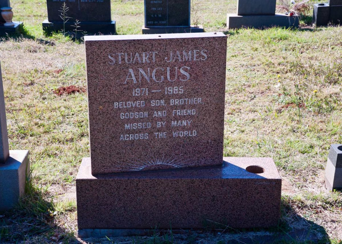 ANGUS Stuart James 1971-1985