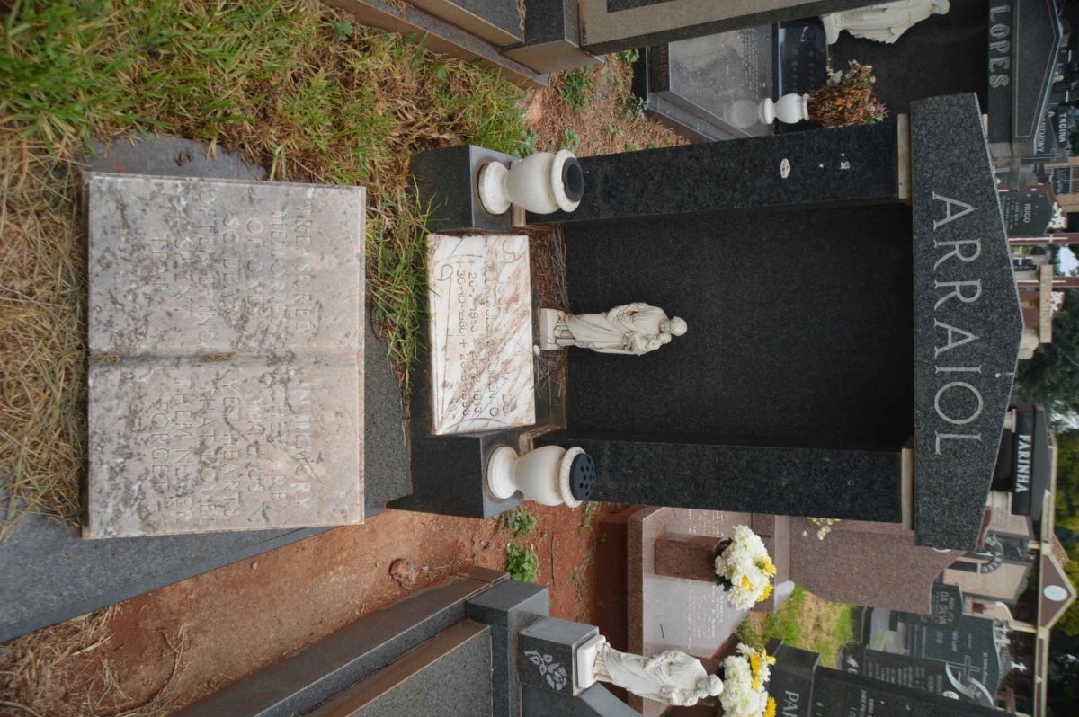 ARRAIOL Jose Rodrigues 1913-1988 &amp; Maria 1913-1993