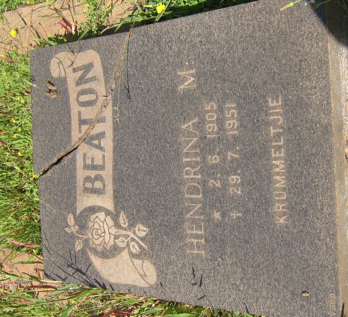 BEATON Hendrina M. 1905-1951
