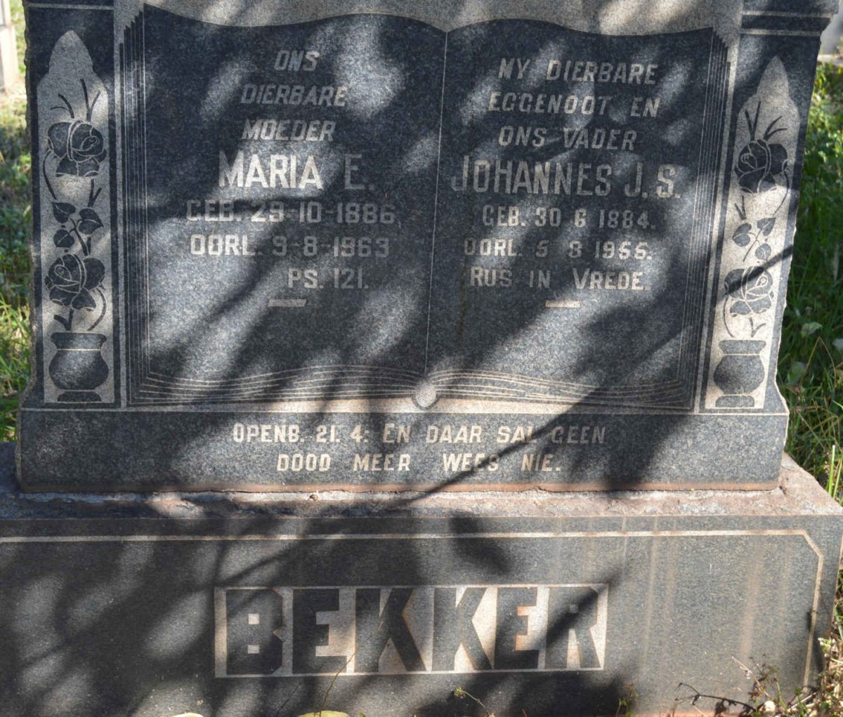 BEKKER Johannes J.S. 1884-1955 &amp; Maria E. 1886-1963
