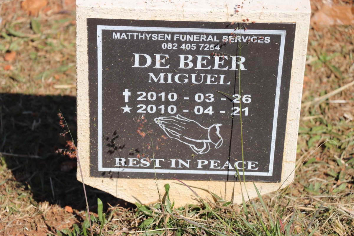 BEER Miguel, de 2010-2010